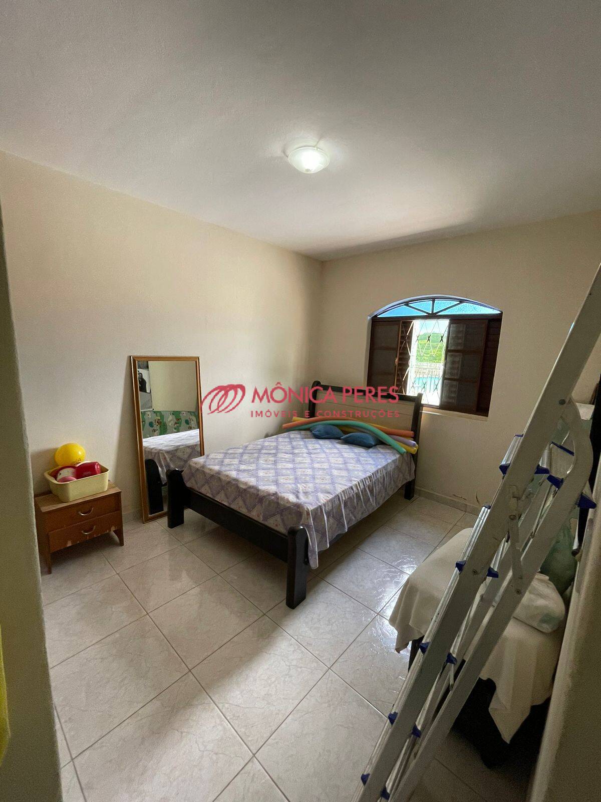 Casa à venda com 4 quartos, 570m² - Foto 15