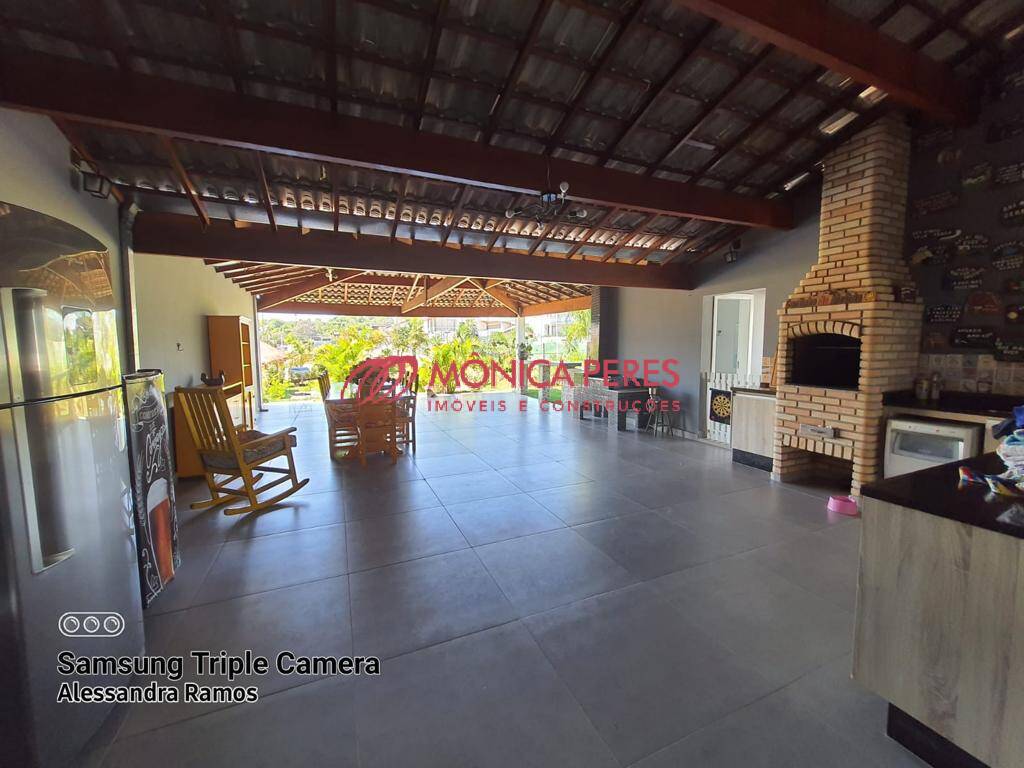 Casa à venda com 4 quartos, 240m² - Foto 12