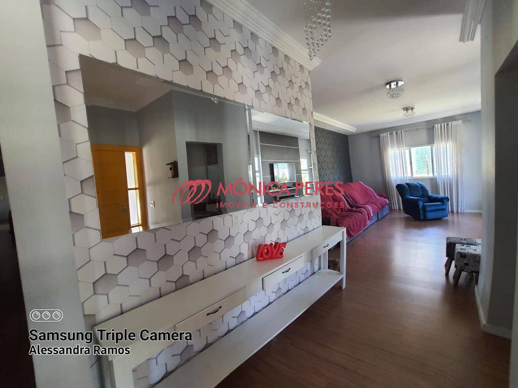 Casa à venda com 4 quartos, 240m² - Foto 20