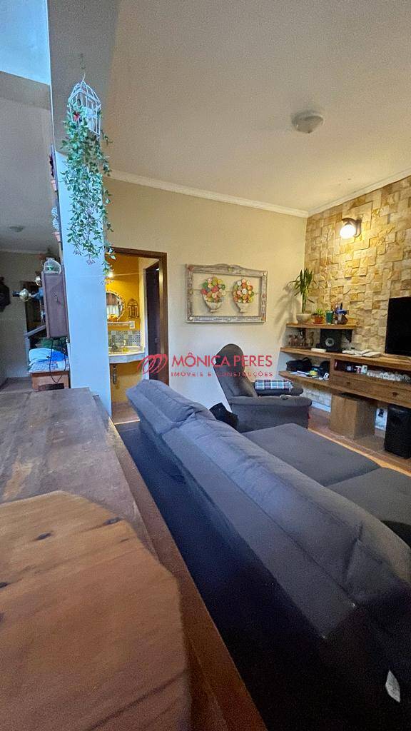 Casa à venda com 3 quartos, 340m² - Foto 8