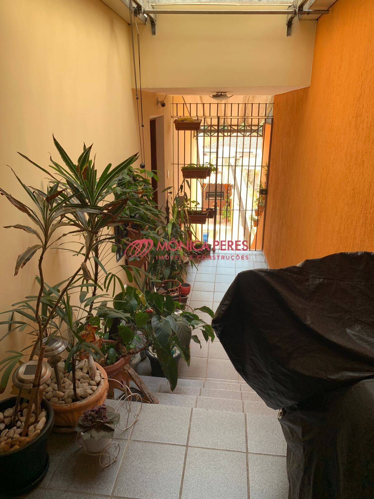 Sobrado à venda com 3 quartos, 187m² - Foto 2