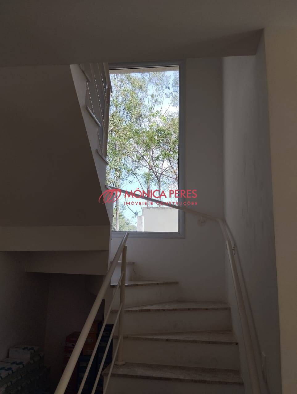 Casa à venda com 4 quartos, 250m² - Foto 6