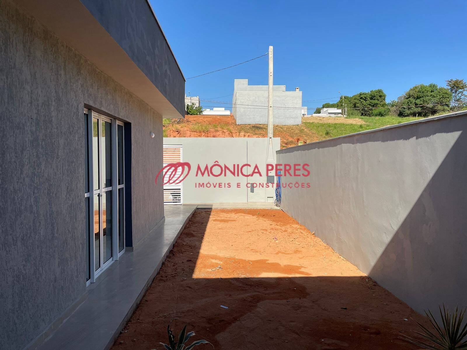 Casa à venda com 2 quartos, 90m² - Foto 21