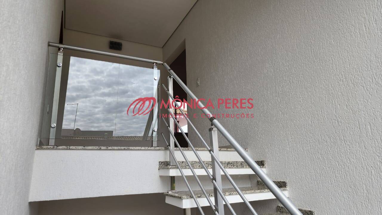 Casa à venda com 3 quartos, 296m² - Foto 20