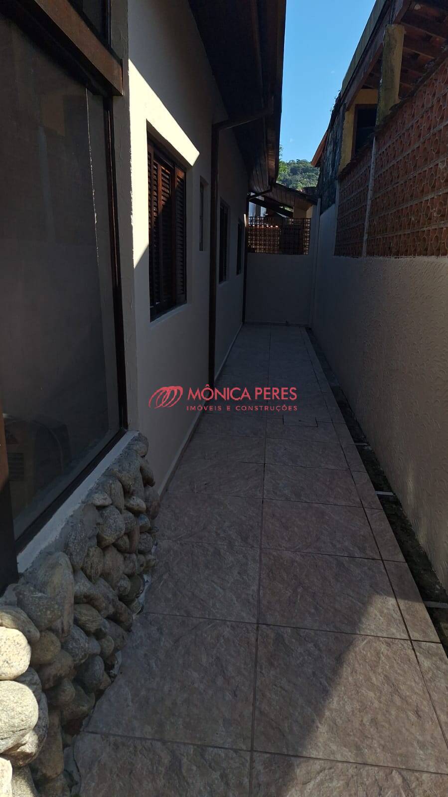 Casa à venda e aluguel com 3 quartos, 158m² - Foto 16