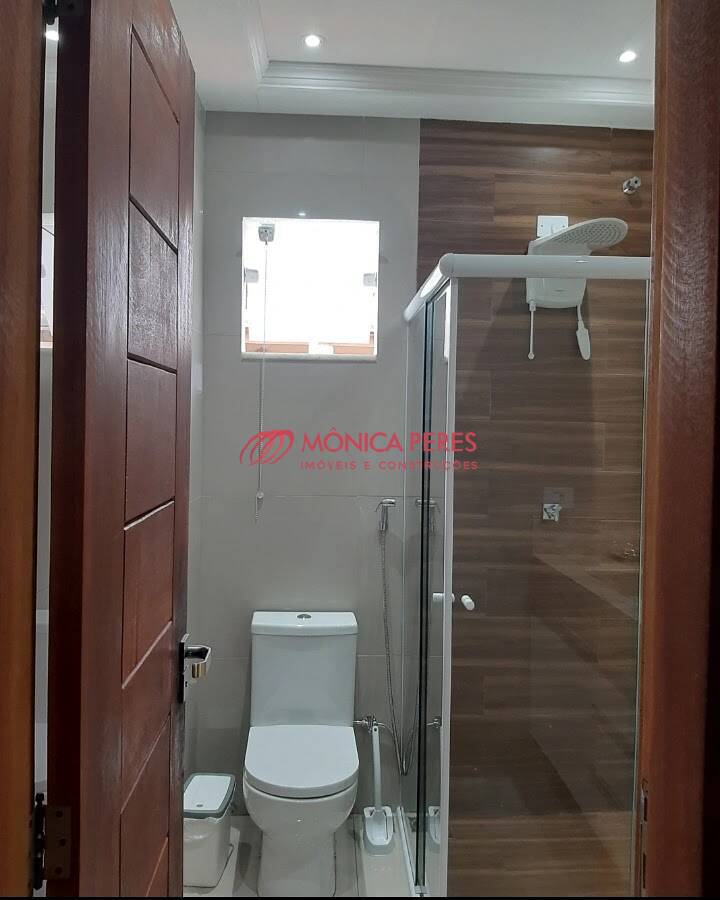 Casa à venda e aluguel com 2 quartos, 250m² - Foto 2