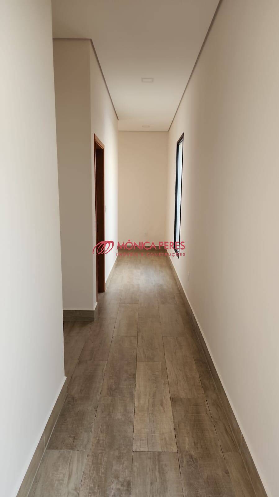 Casa à venda com 4 quartos, 290m² - Foto 18