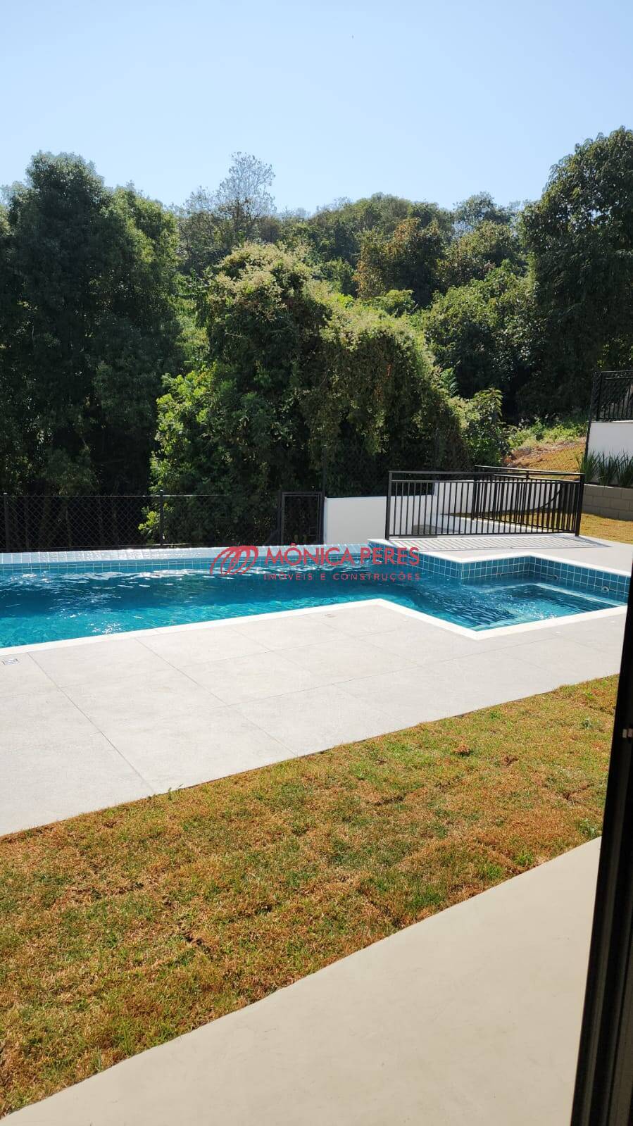 Casa à venda com 4 quartos, 290m² - Foto 27