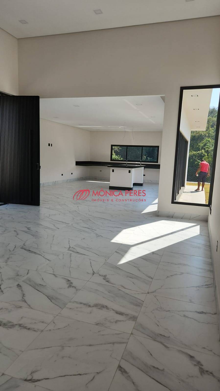 Casa à venda com 4 quartos, 290m² - Foto 30