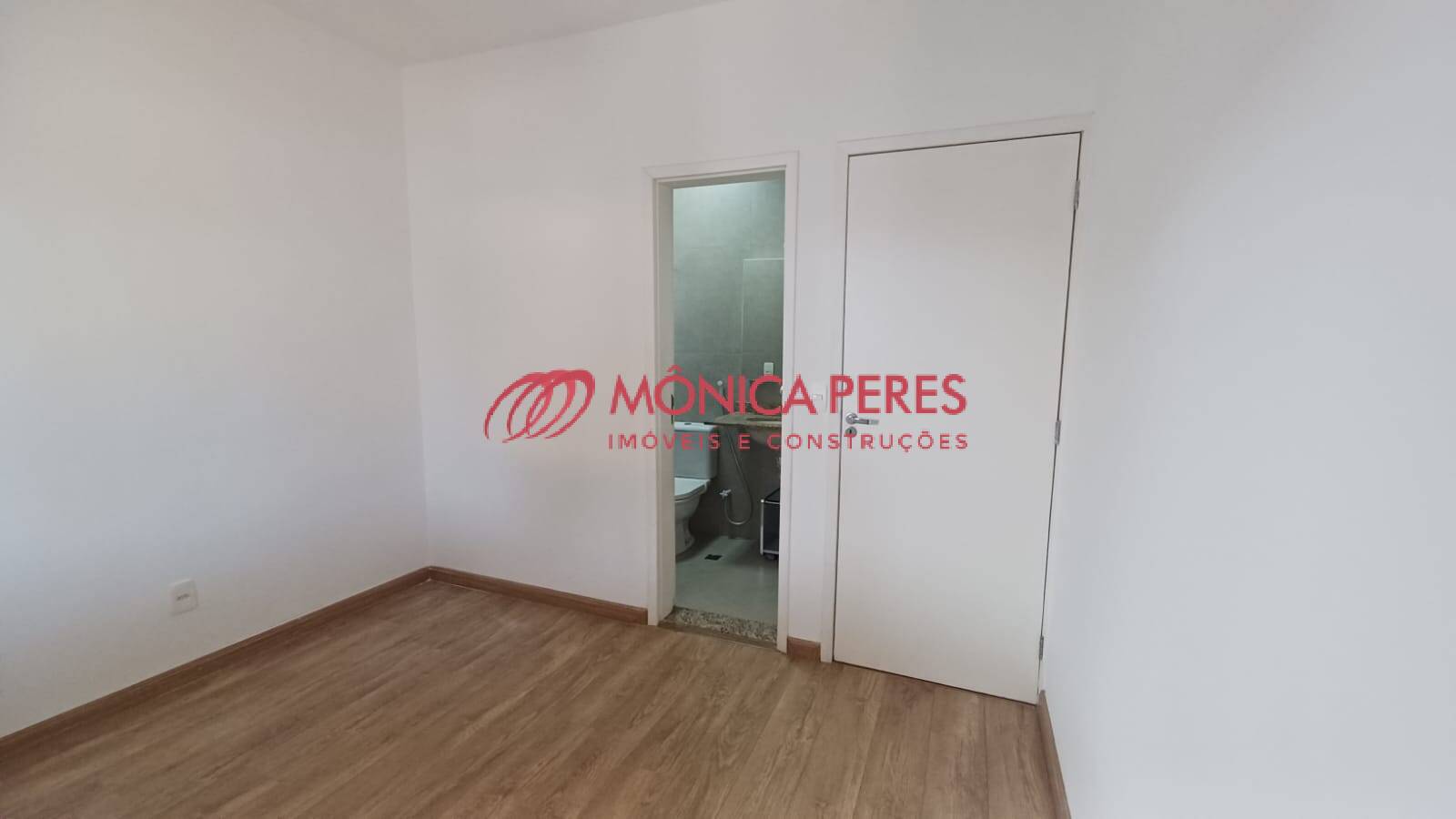 Casa à venda com 3 quartos, 97m² - Foto 3