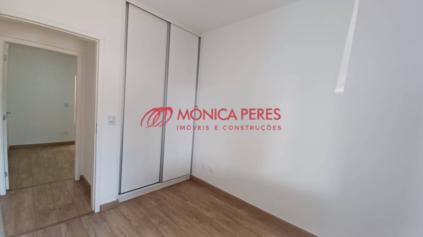 Casa à venda com 3 quartos, 97m² - Foto 13