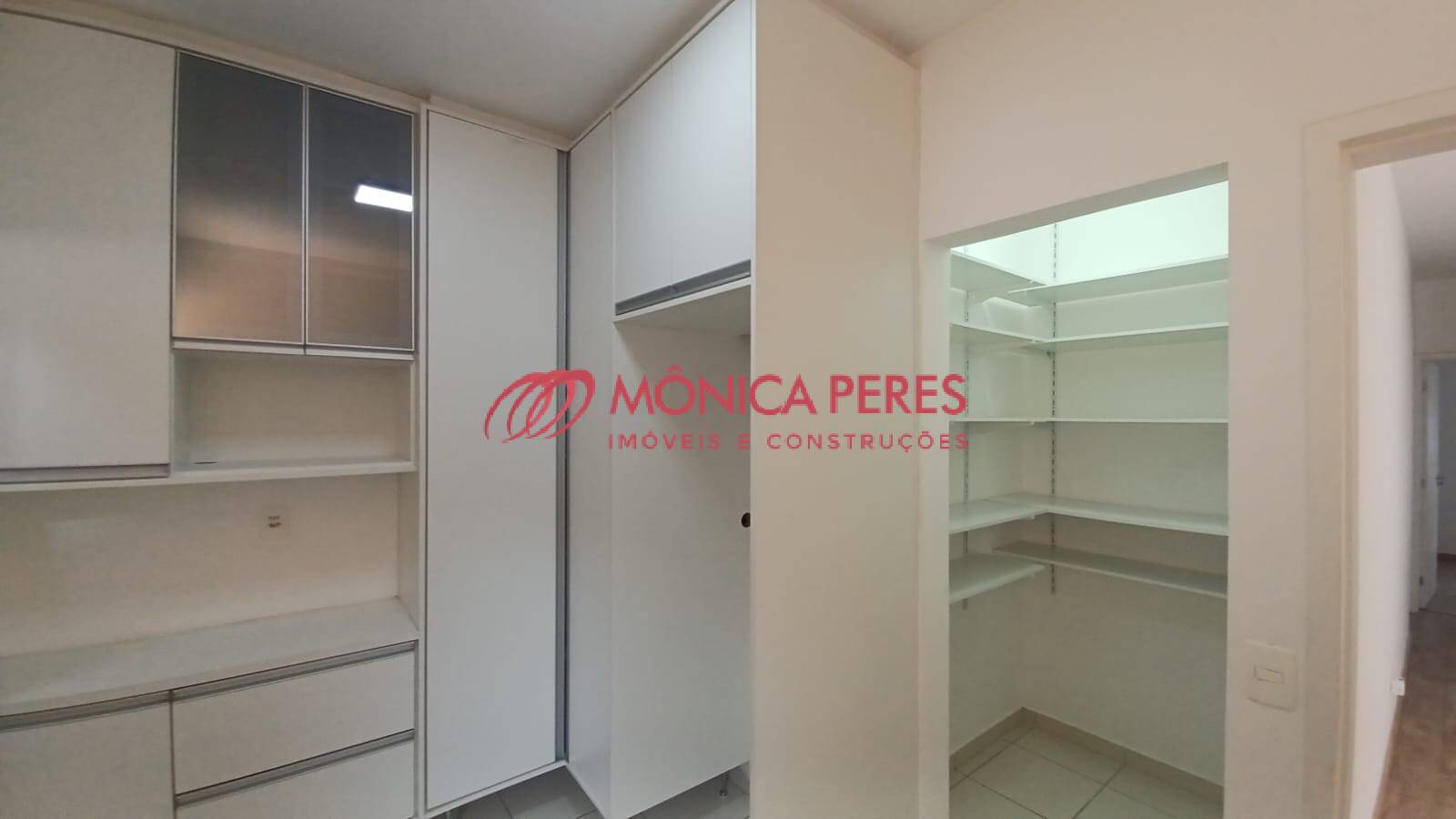 Casa à venda com 3 quartos, 97m² - Foto 14