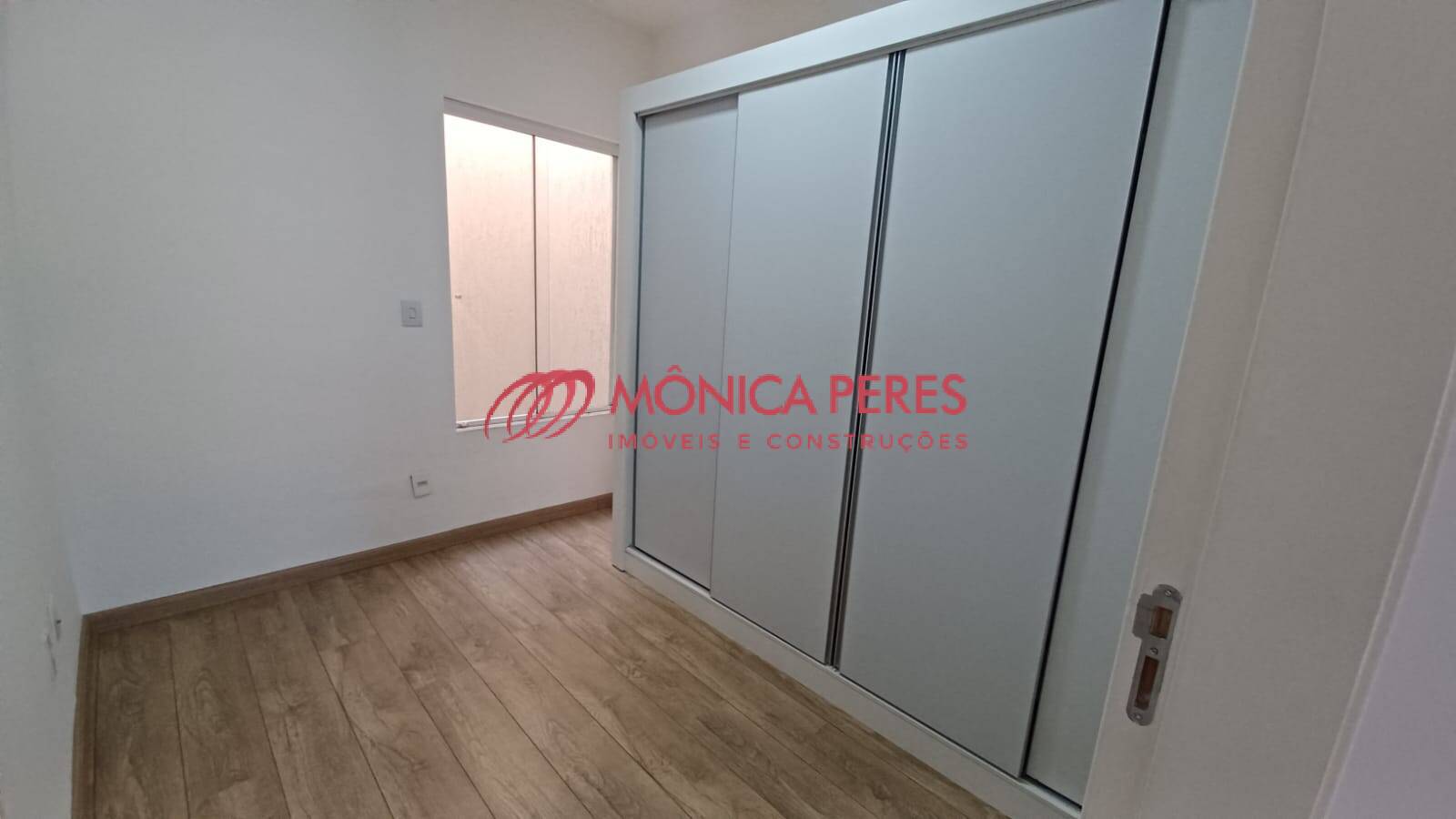 Casa à venda com 3 quartos, 97m² - Foto 16