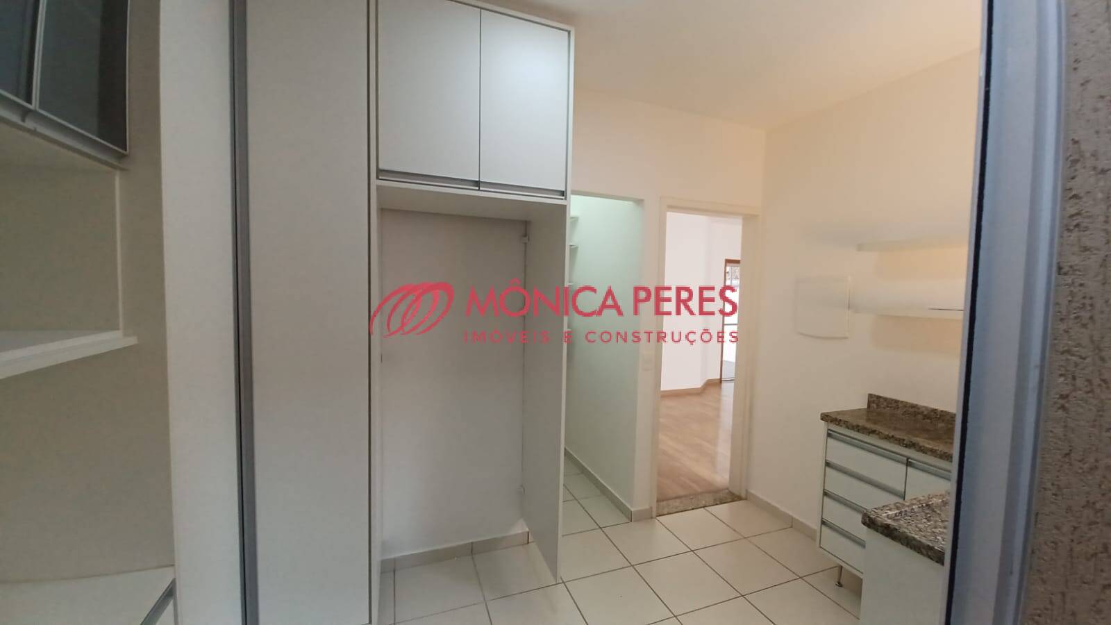 Casa à venda com 3 quartos, 97m² - Foto 31