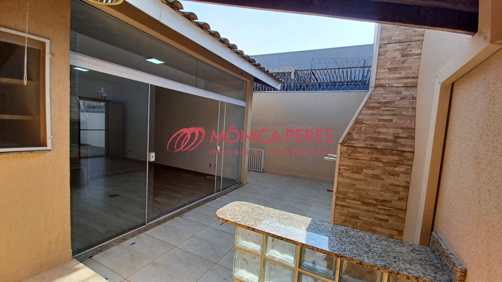 Casa à venda com 3 quartos, 97m² - Foto 32