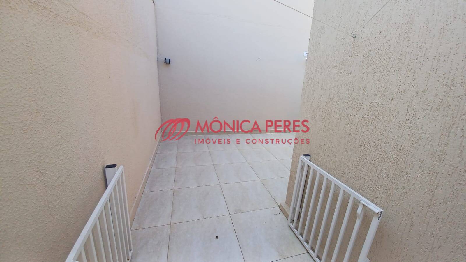 Casa à venda com 3 quartos, 97m² - Foto 38