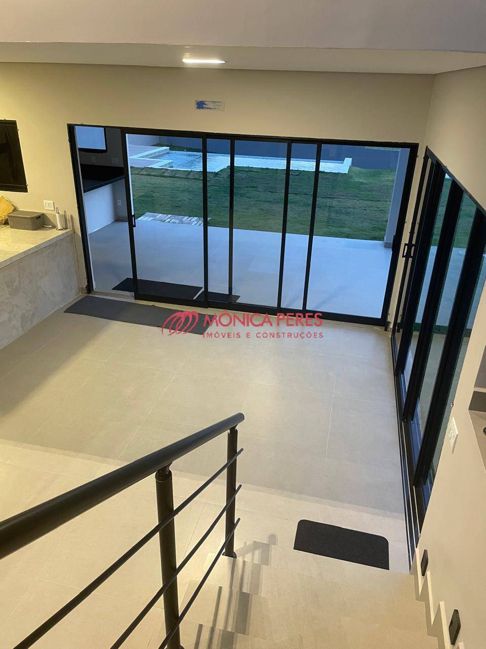 Casa à venda com 3 quartos, 210m² - Foto 7