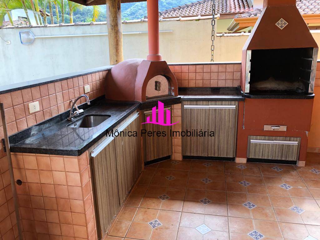 Casa à venda com 4 quartos, 350m² - Foto 23